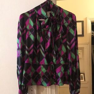 DVF Silk blouse with pussy bow.